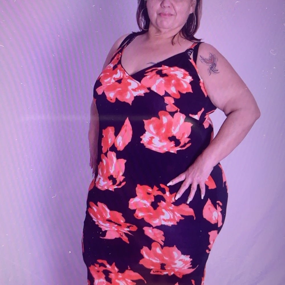 Meet your Posher, Avie